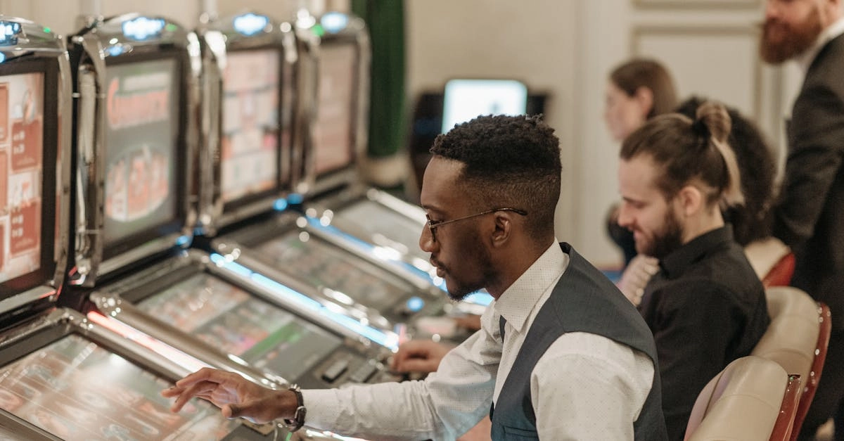 Современные игровые автоматы 2025 года с яркой графикой